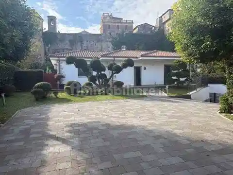 Villa in vendita a Terracina