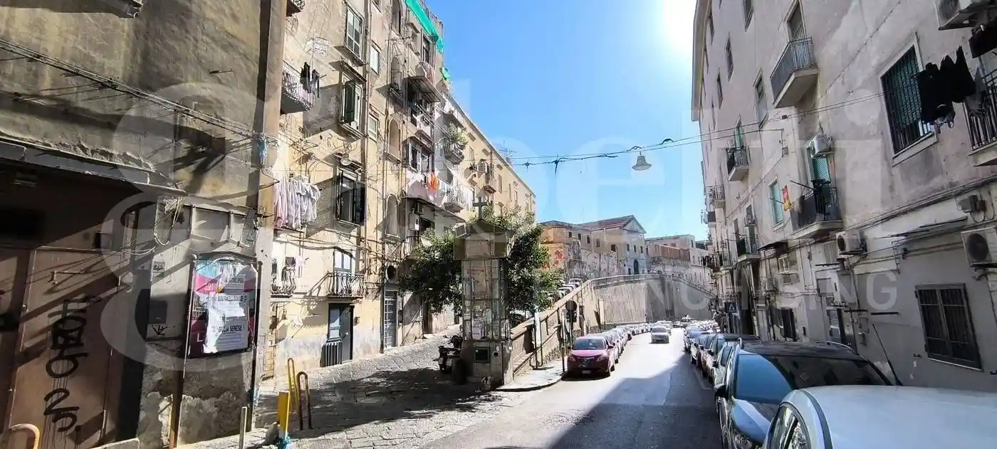 Appartamento in affitto a Napoli