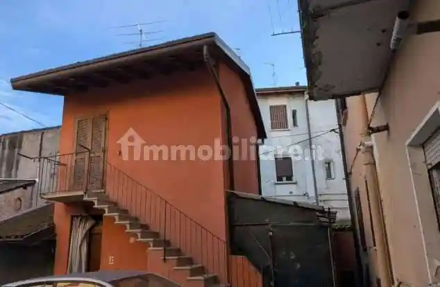 Appartamento in vendita a Bregnano