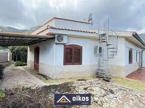 Villa in vendita a Trabia
