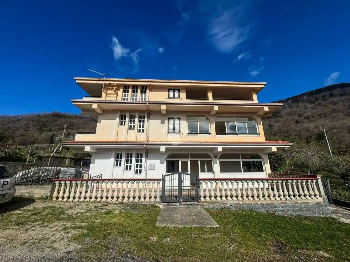 Villa in vendita a Aiello Calabro