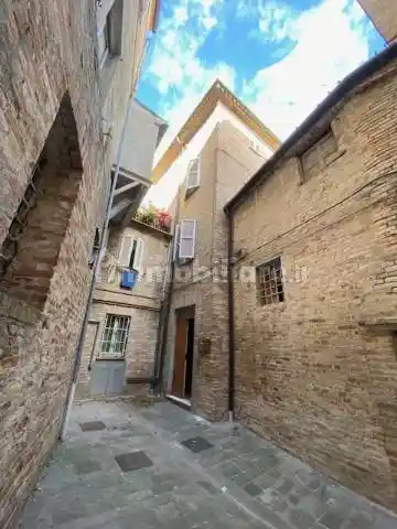 Appartamento in vendita a Montegiorgio
