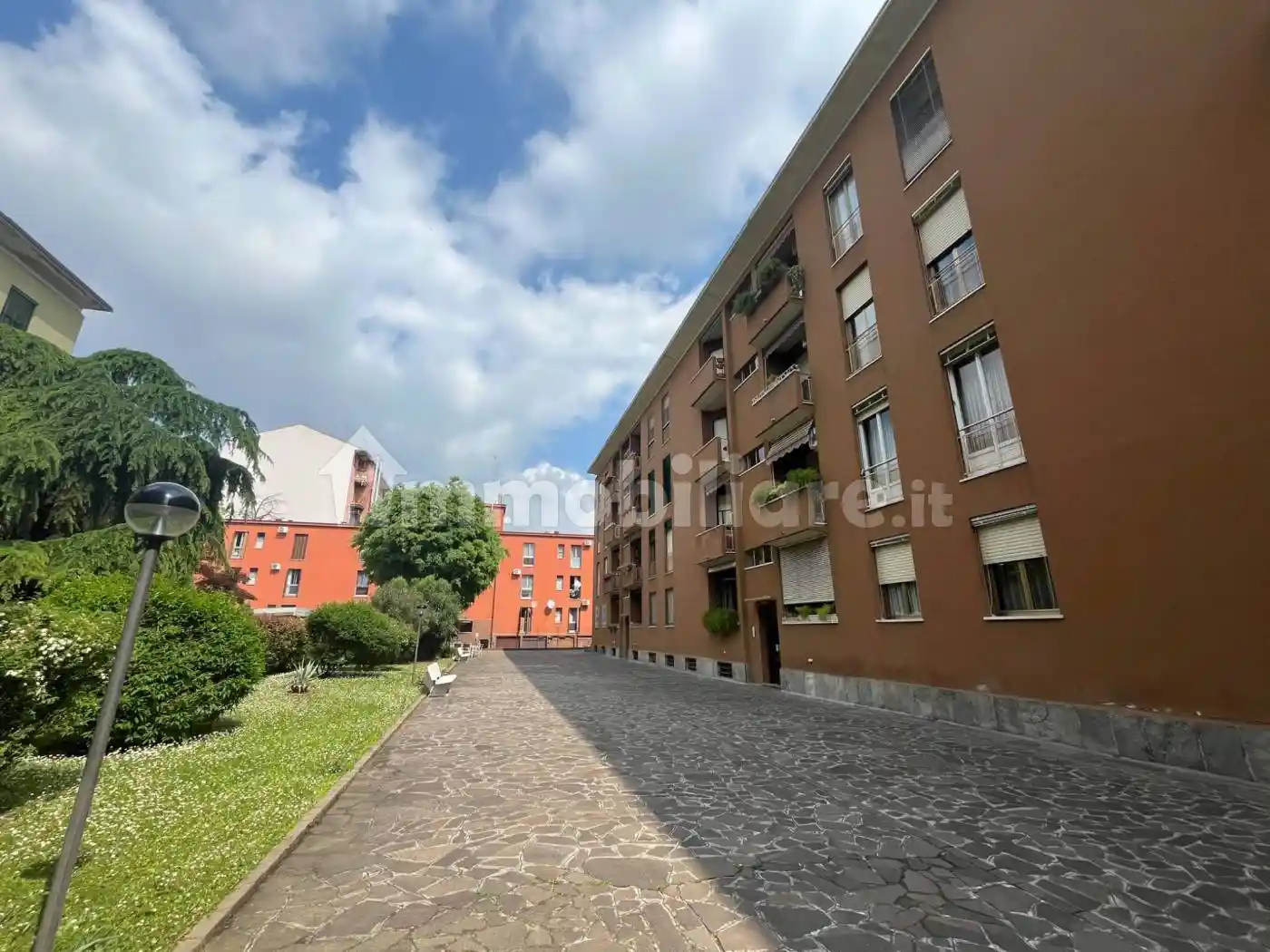 Appartamento in vendita a Monza