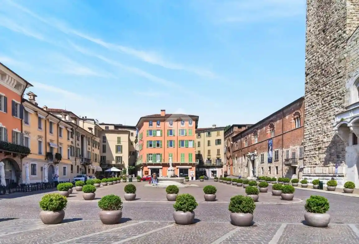 Appartamento in vendita a Brescia