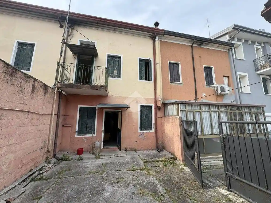 Casa indipendente in vendita a Villafranca Padovana