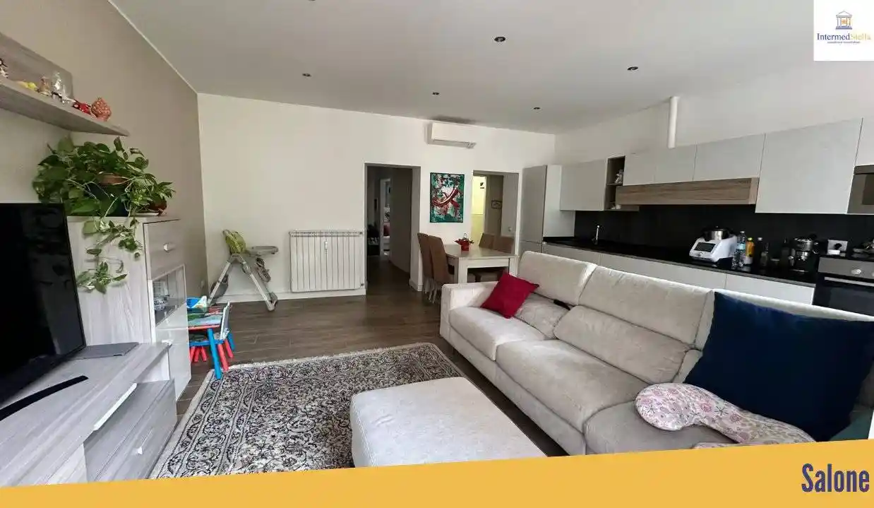 Appartamento in vendita a Roma