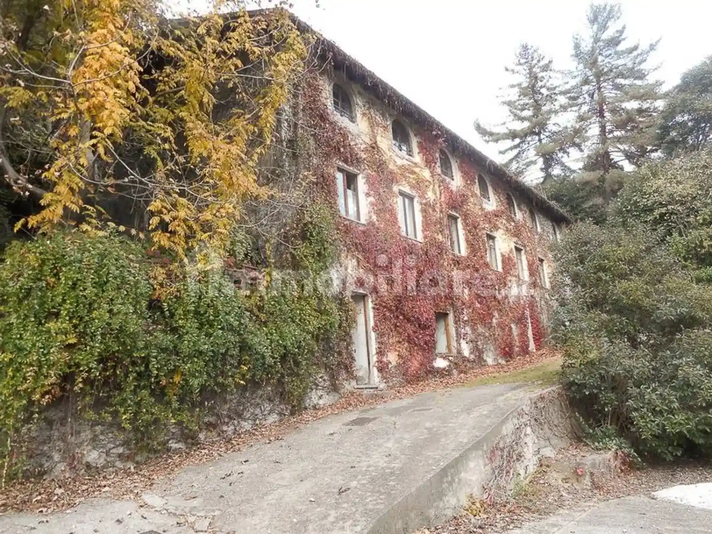 Villa in vendita a Verbania