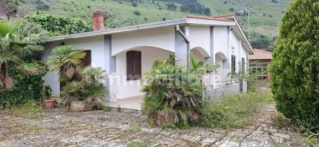 Villa in vendita a Carini