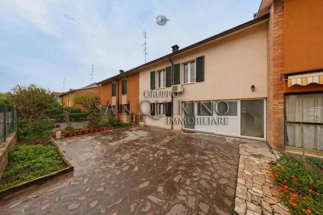 Villetta a schiera in vendita a Fabbrico