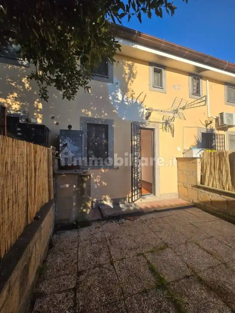 Villetta a schiera in affitto a Roma