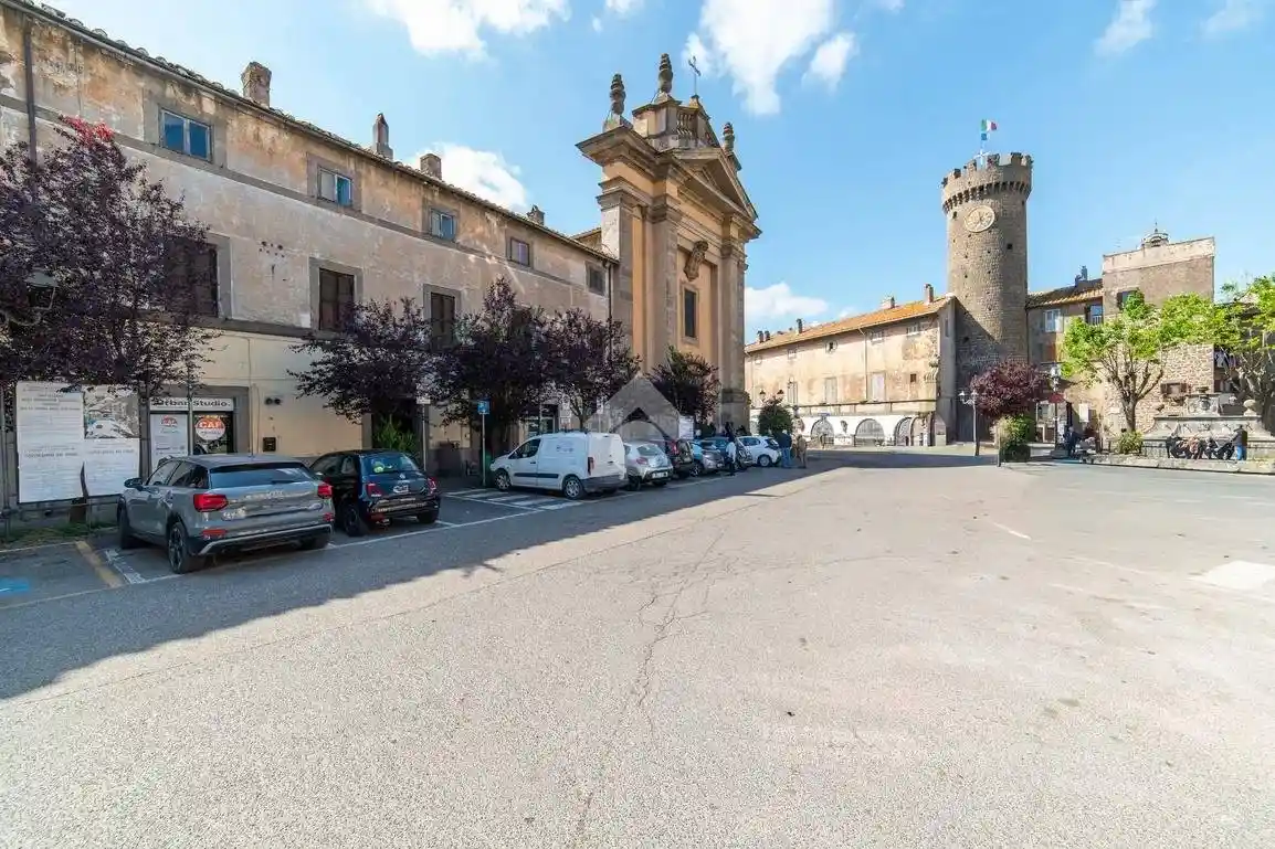 Appartamento in vendita a Viterbo