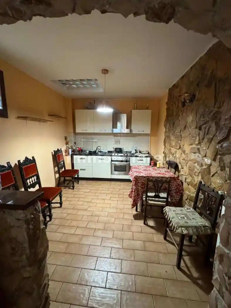 Casa indipendente in affitto a Bastia Umbra