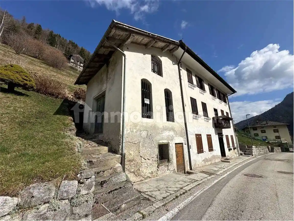 Rustico - Casale in vendita a Canal San Bovo