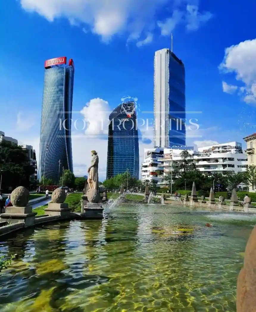 Palazzo - Edificio in vendita a Milano