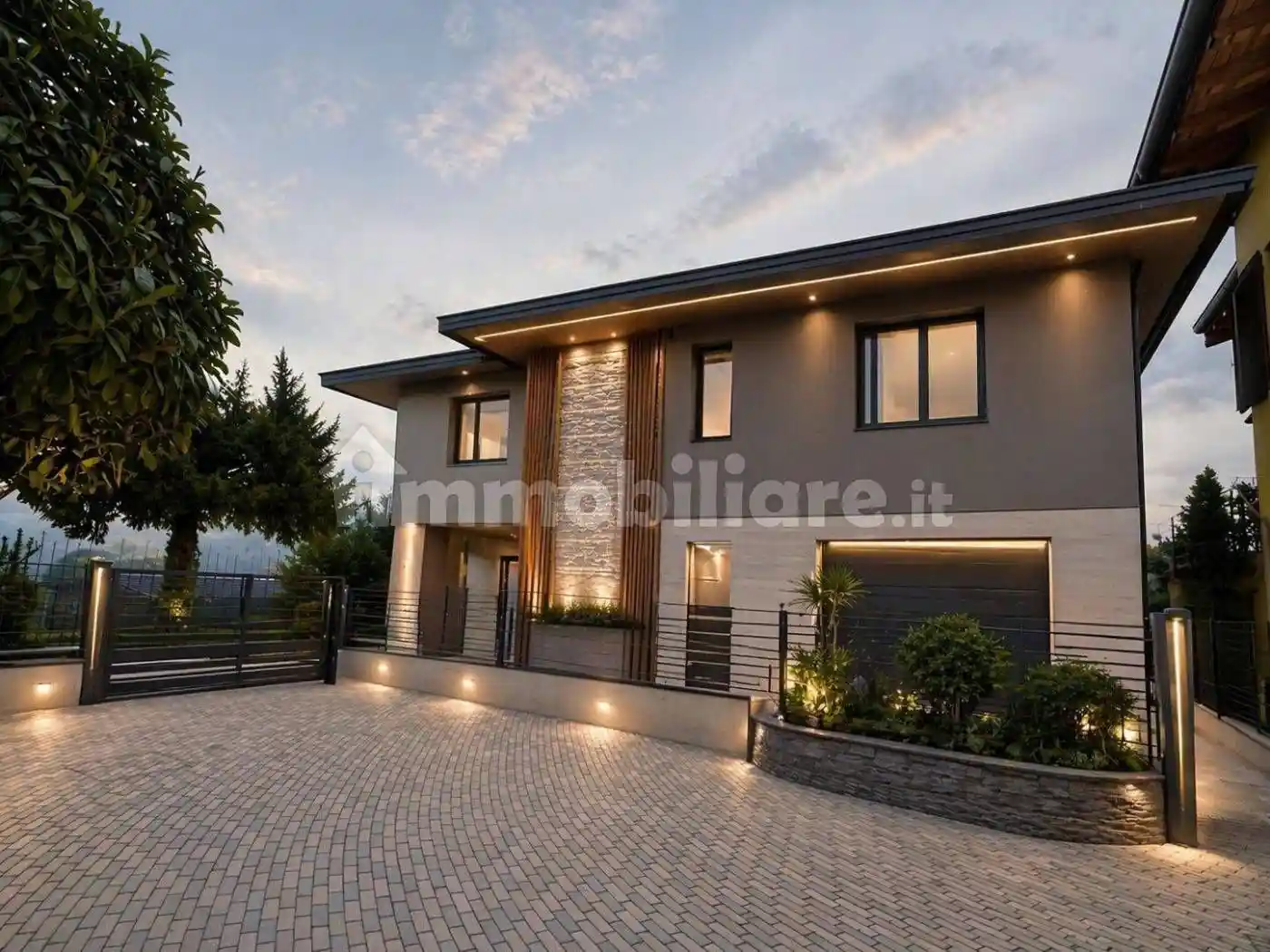 Villa in vendita a Leffe