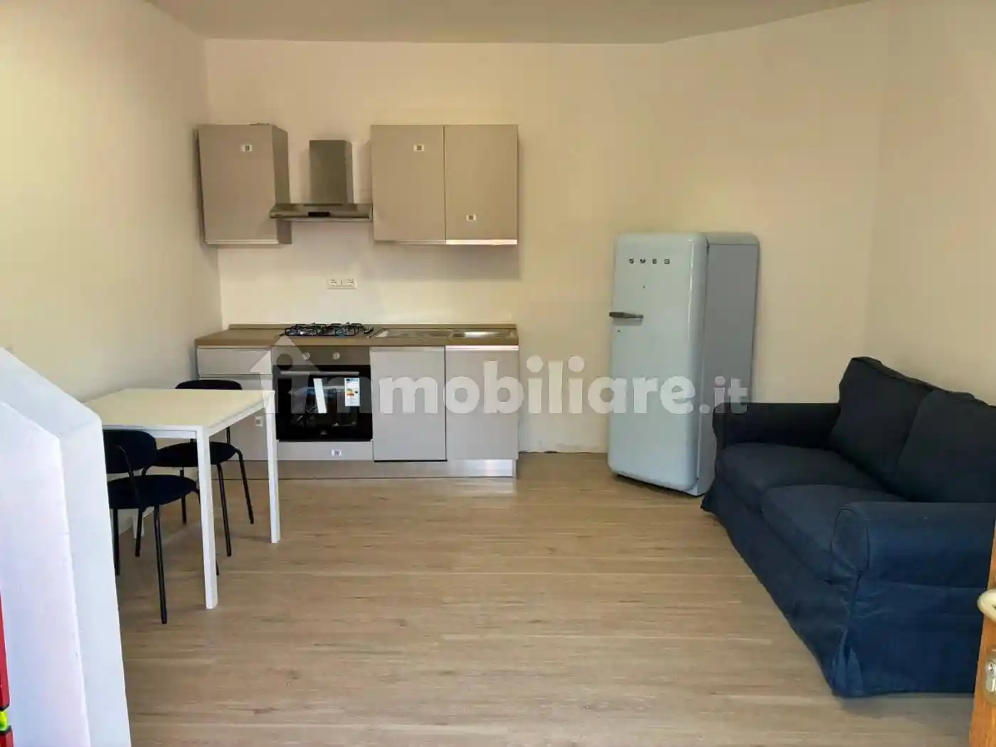 Casa indipendente in affitto a Cascina