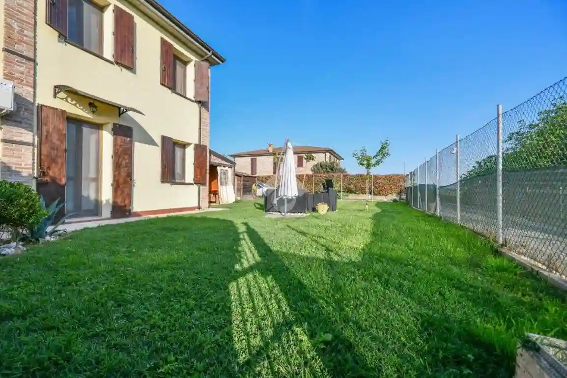 Villetta a schiera - foto 2