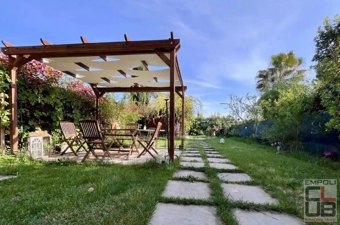 Appartamento in vendita a Montespertoli