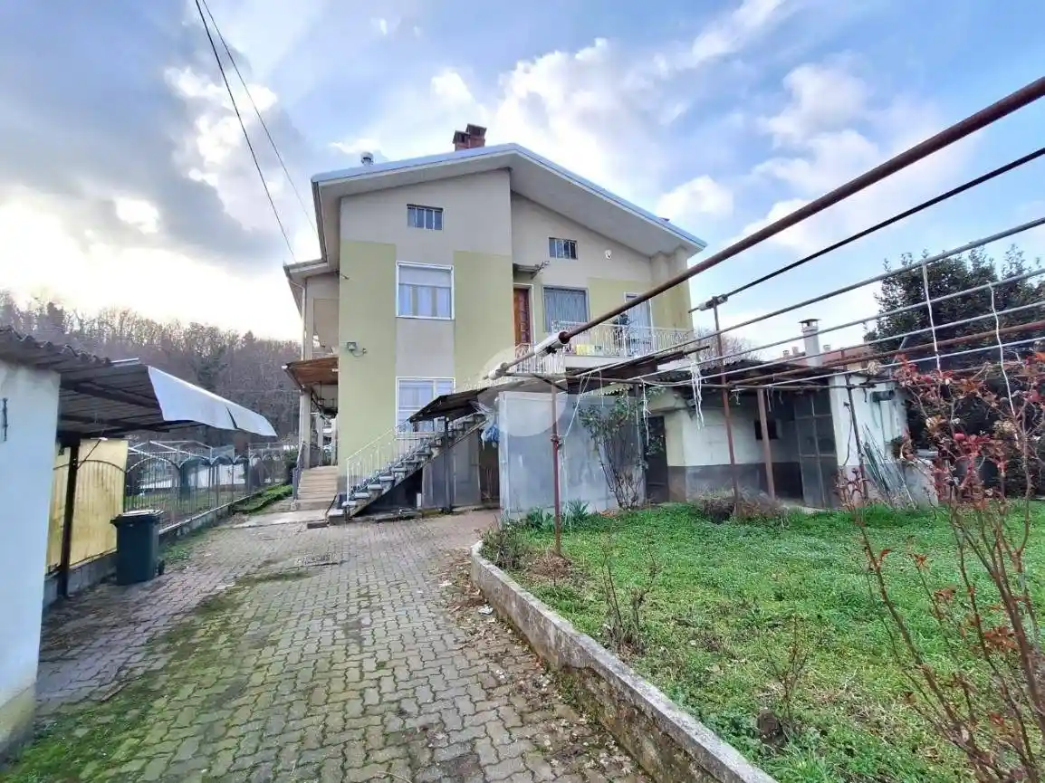 Villa in vendita a Scarmagno