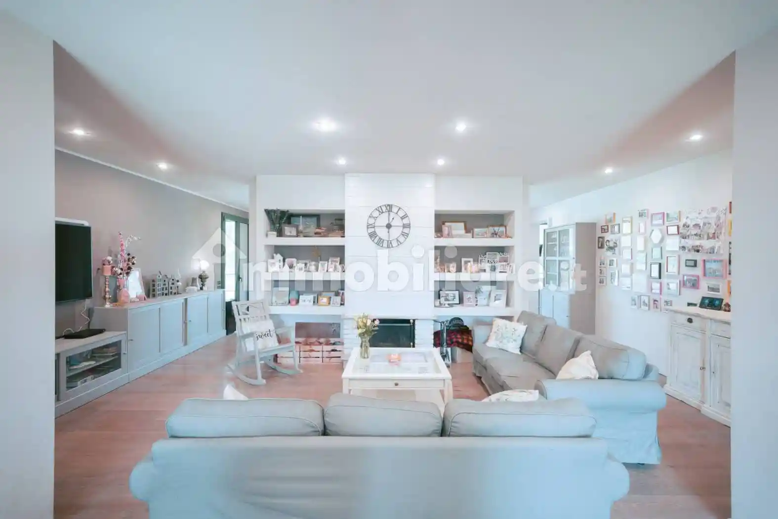 Villa in vendita a Castelletto Sopra Ticino