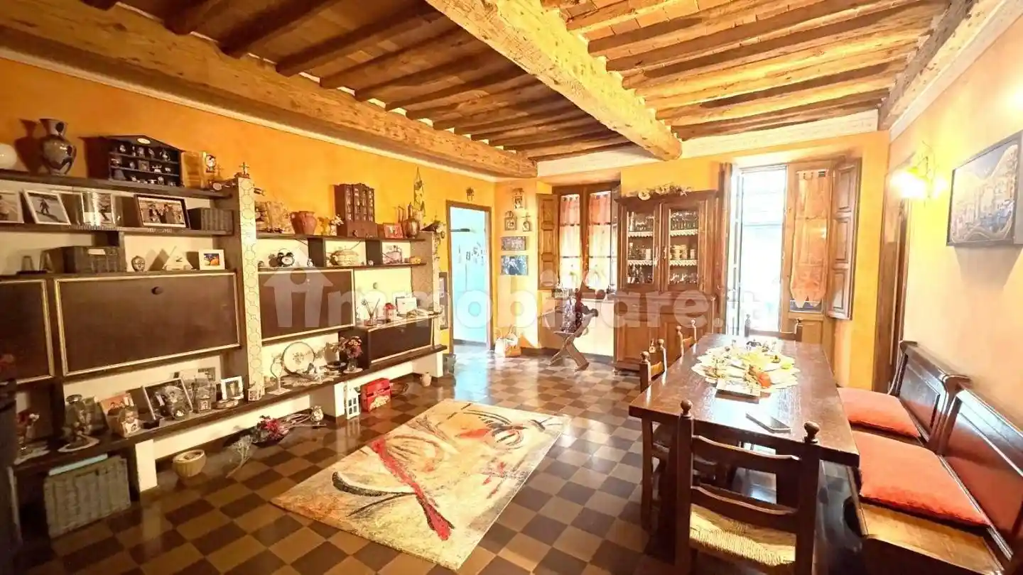 Appartamento in vendita a Lucca