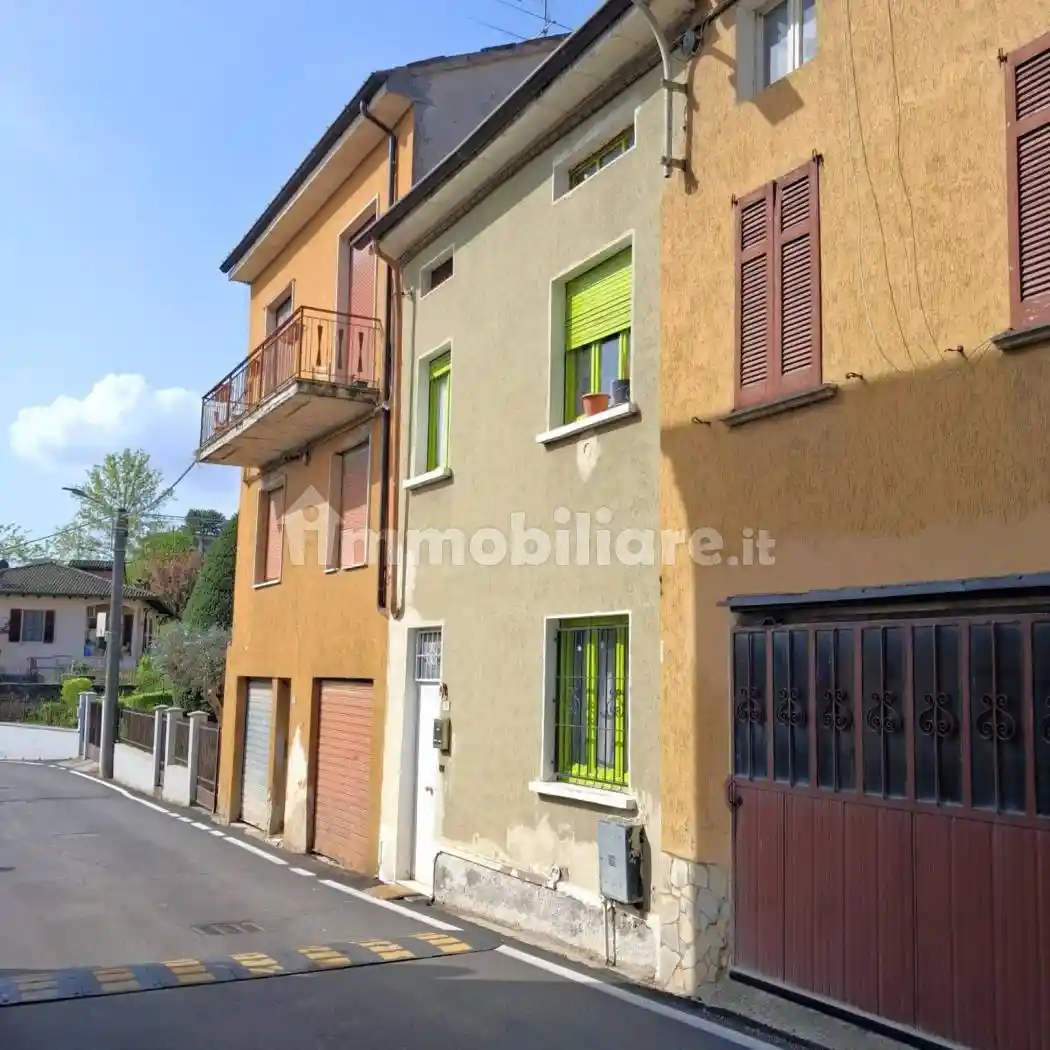 Casa indipendente in vendita a Santa Maria della Versa