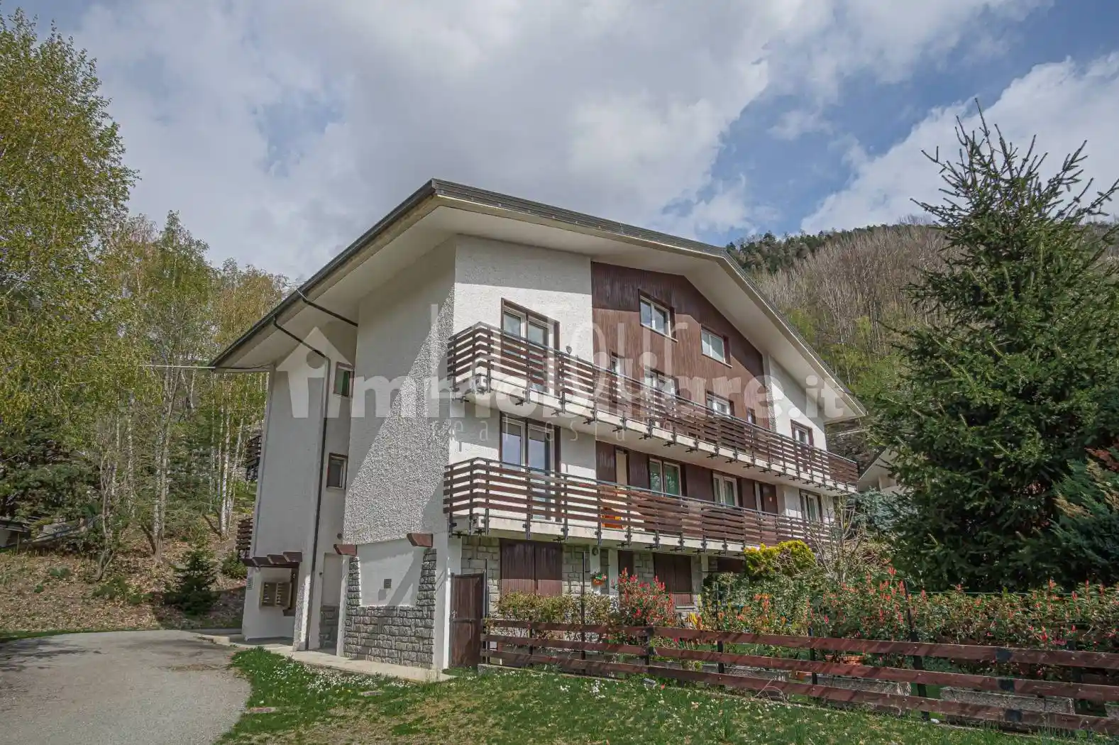 Appartamento in vendita a Antey-Saint-Andrè