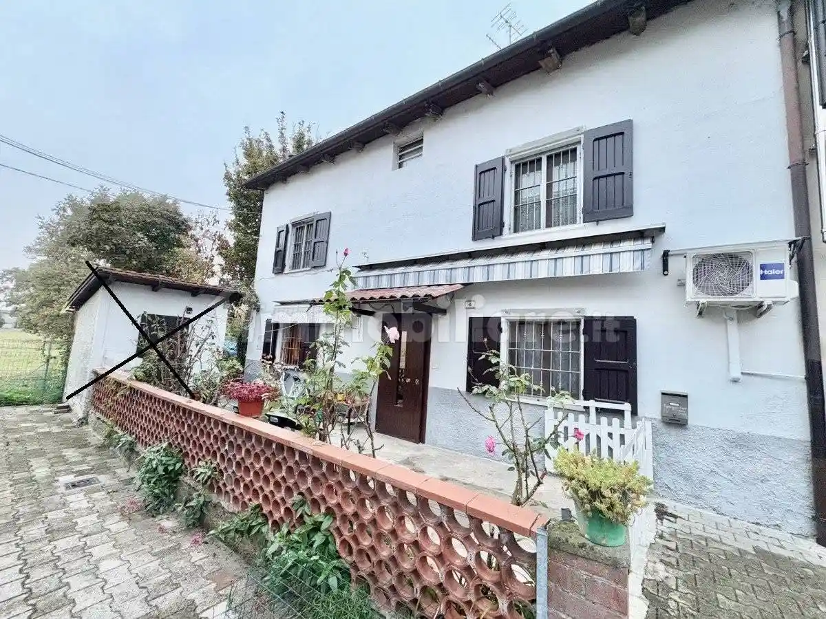 Casa indipendente in vendita a Scandiano