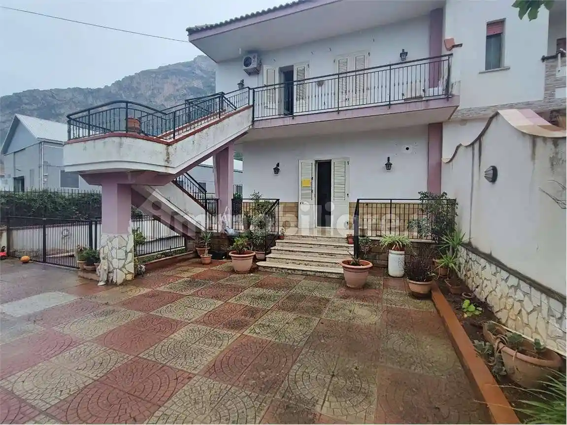 Appartamento in affitto a Isola delle Femmine