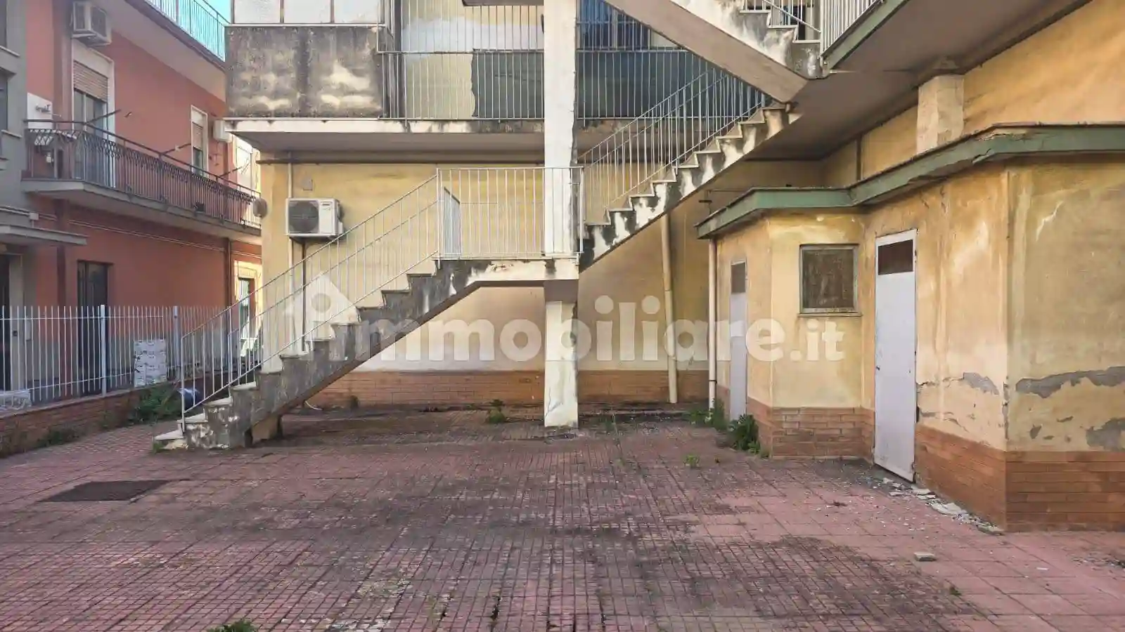 Palazzo - Edificio - foto 3