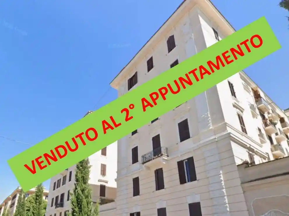 Appartamento in vendita a Roma