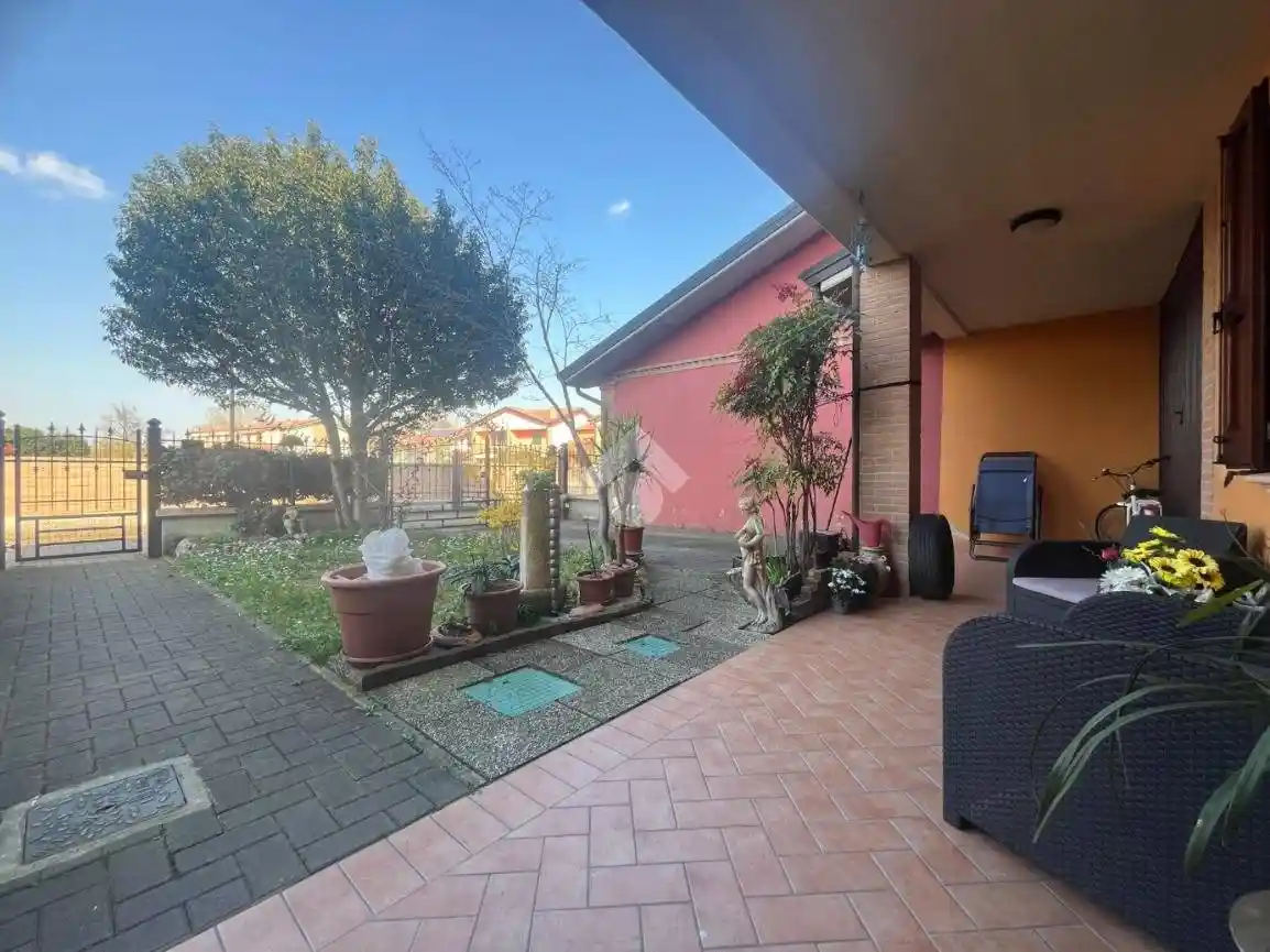 Casa indipendente in vendita a Poviglio