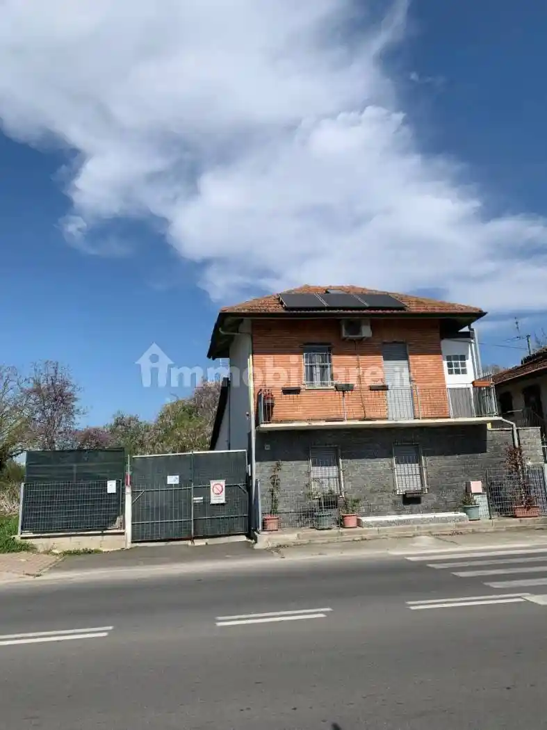 Casa indipendente in vendita a Settimo Torinese