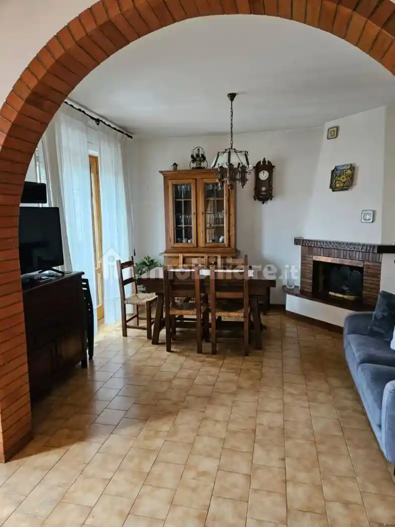Appartamento in vendita a Monteriggioni
