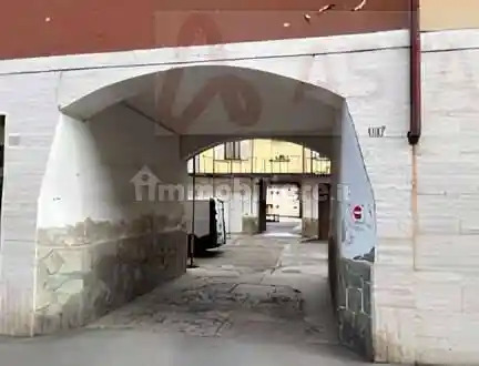 Appartamento in vendita a Usmate Velate