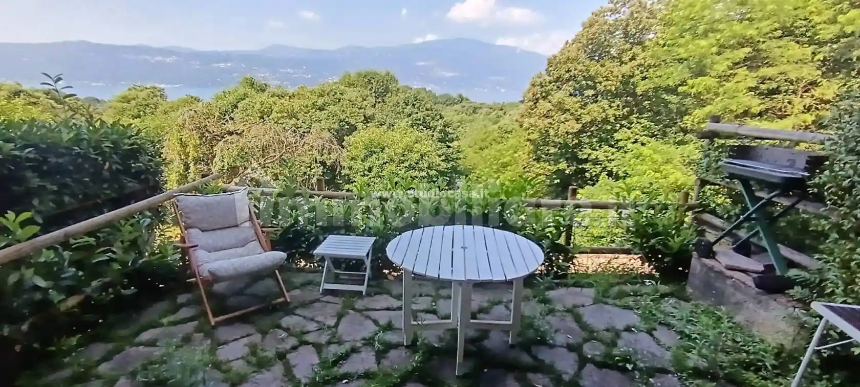 Villetta a schiera in vendita a Laveno-Mombello