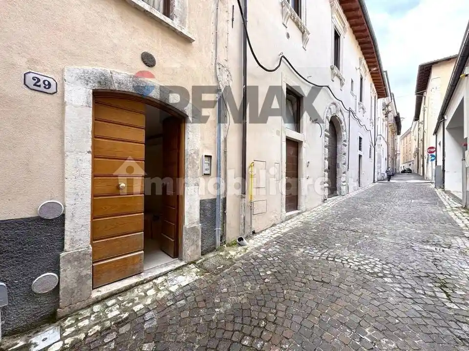 Appartamento in affitto a L'Aquila