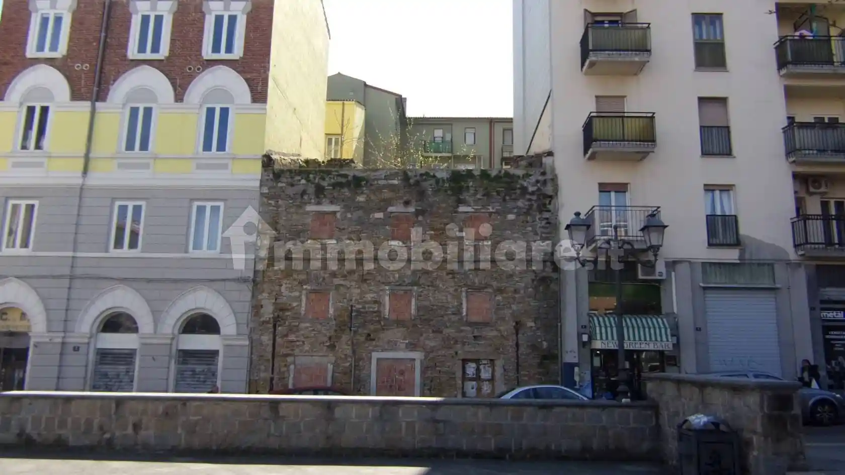 Palazzo - Edificio in vendita a Trieste
