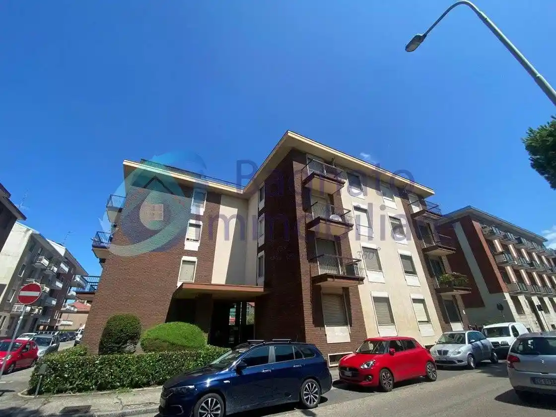 Appartamento in affitto a Novara