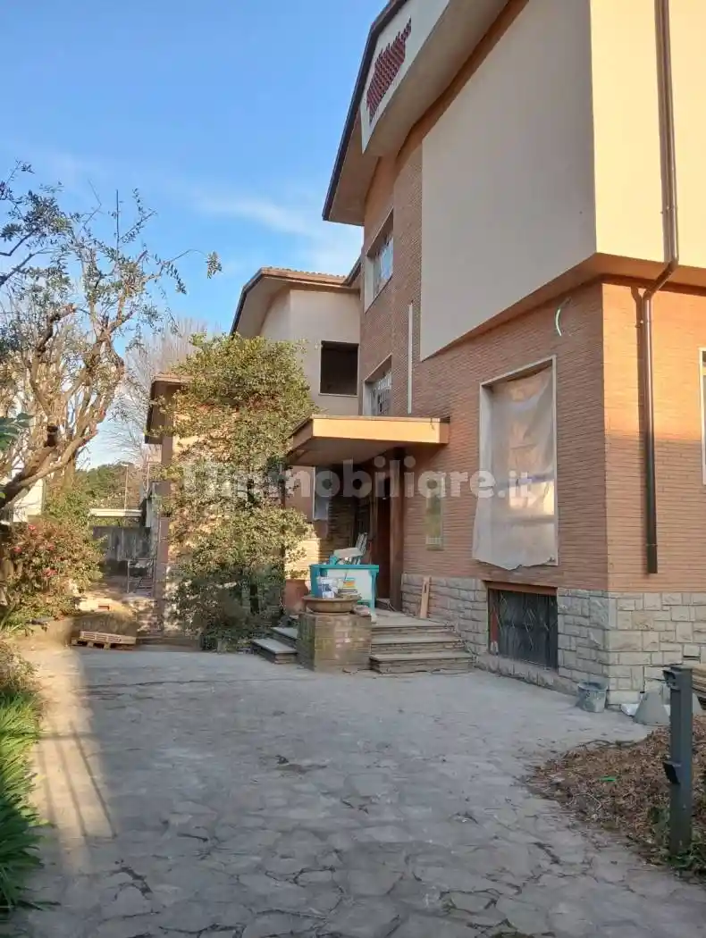 Appartamento in affitto a Desio