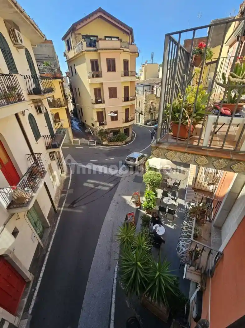 Appartamento in vendita a Taormina