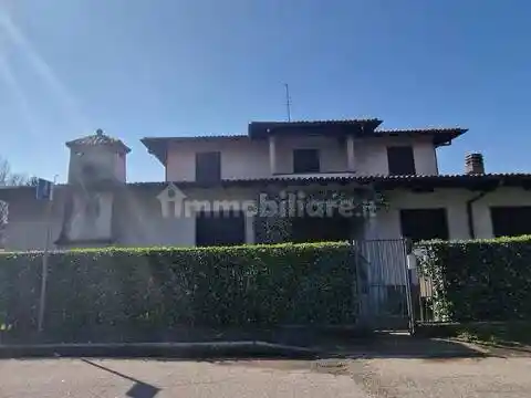 Villa in vendita a Giussano