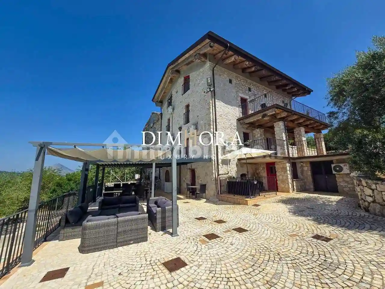 Villa - foto 2
