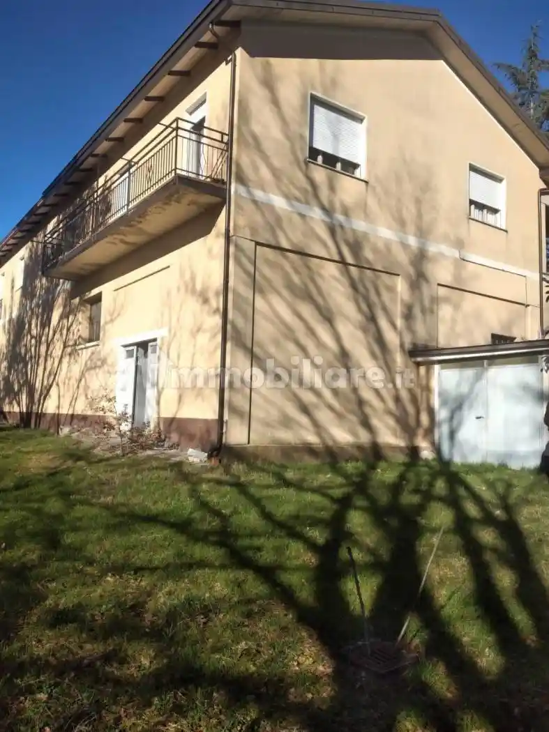 Villa in affitto a Canossa