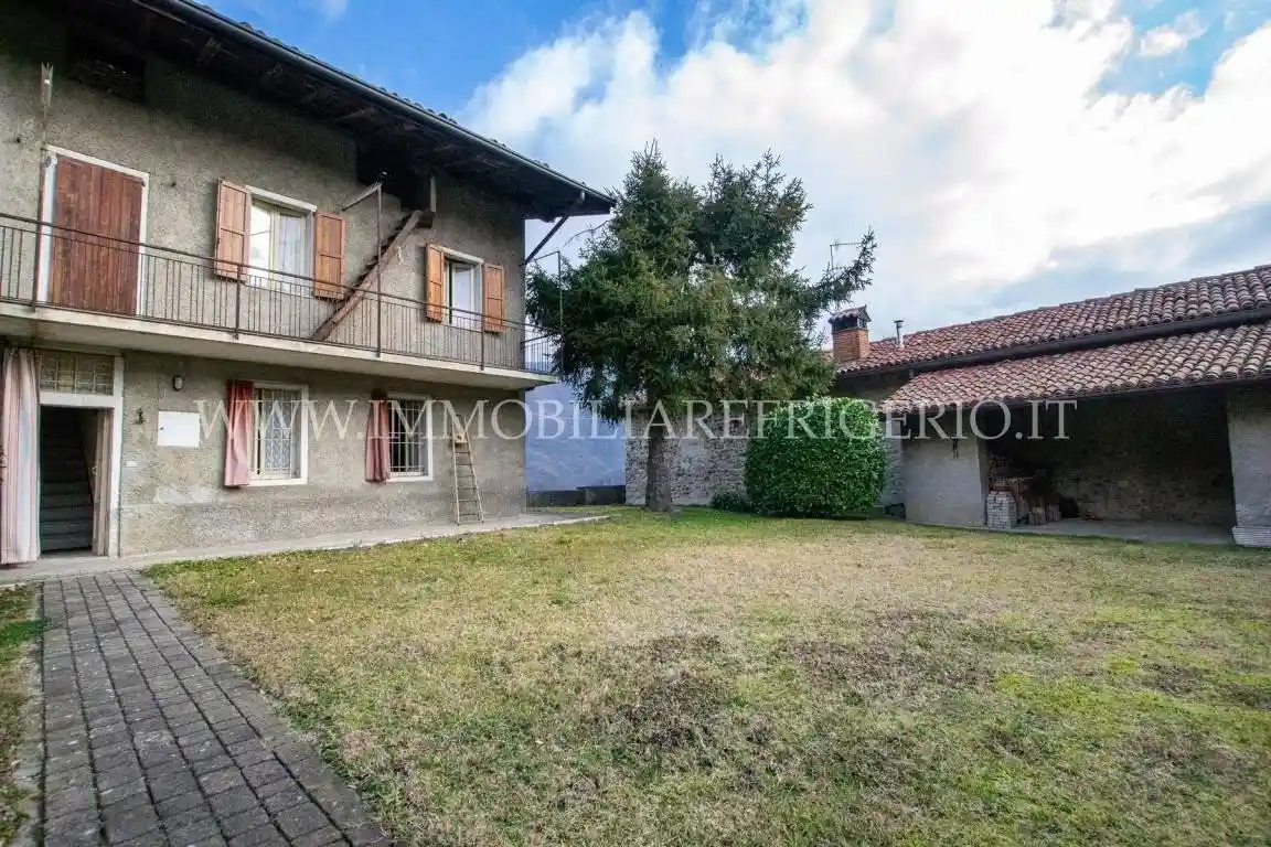 Casa indipendente in vendita a Cisano Bergamasco