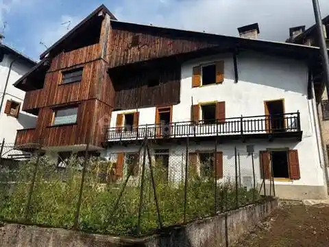 Villa in vendita a Valle di Cadore