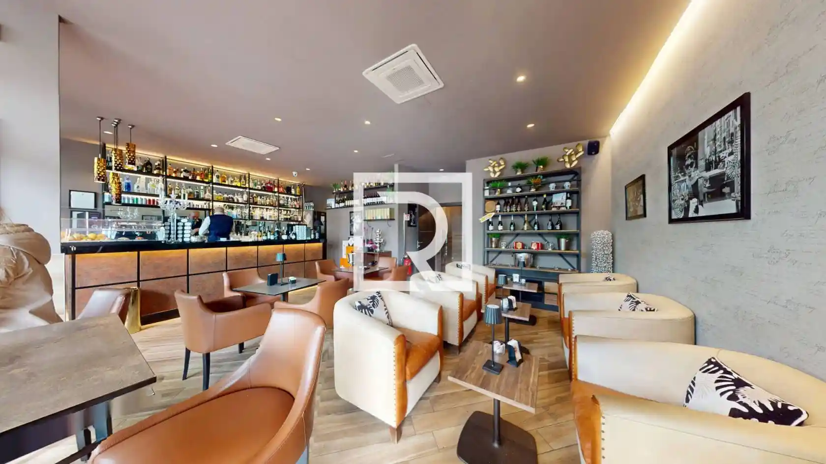 Palazzo - Edificio in affitto a Cesenatico