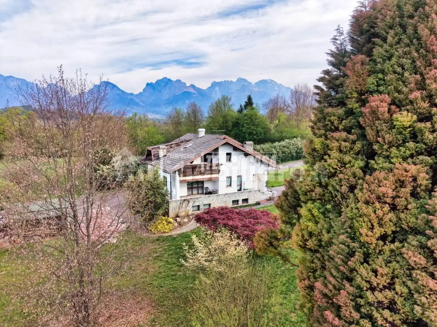 Casa indipendente in vendita a Belluno