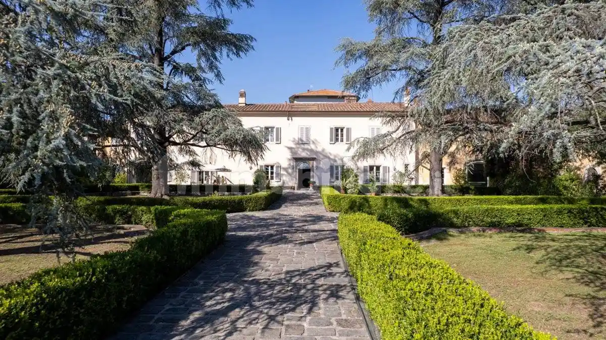 Villa in vendita a Pistoia