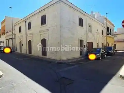 Appartamento in vendita a Massafra